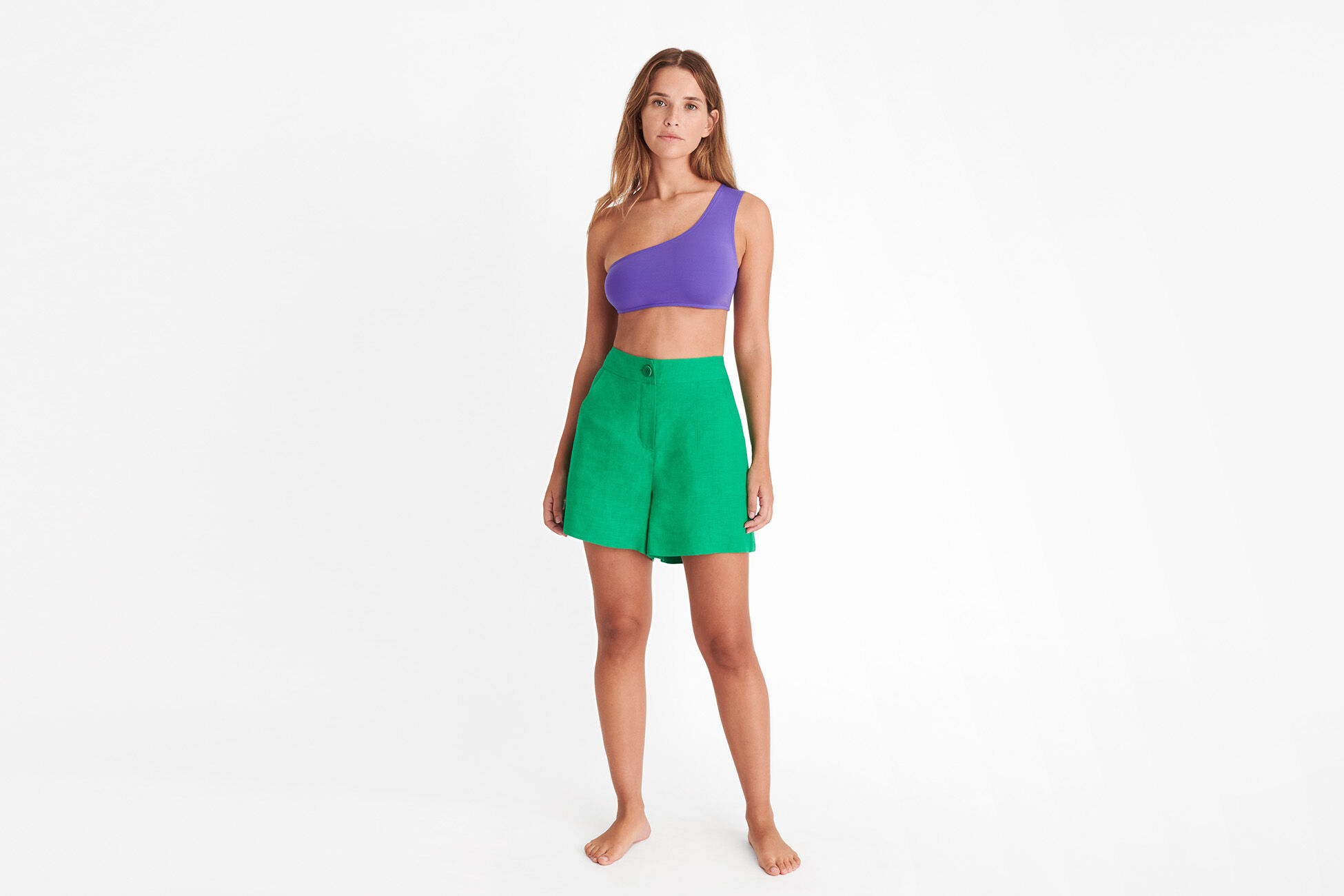 Correct Hoch geschnittene Shorts Standardansicht NaN