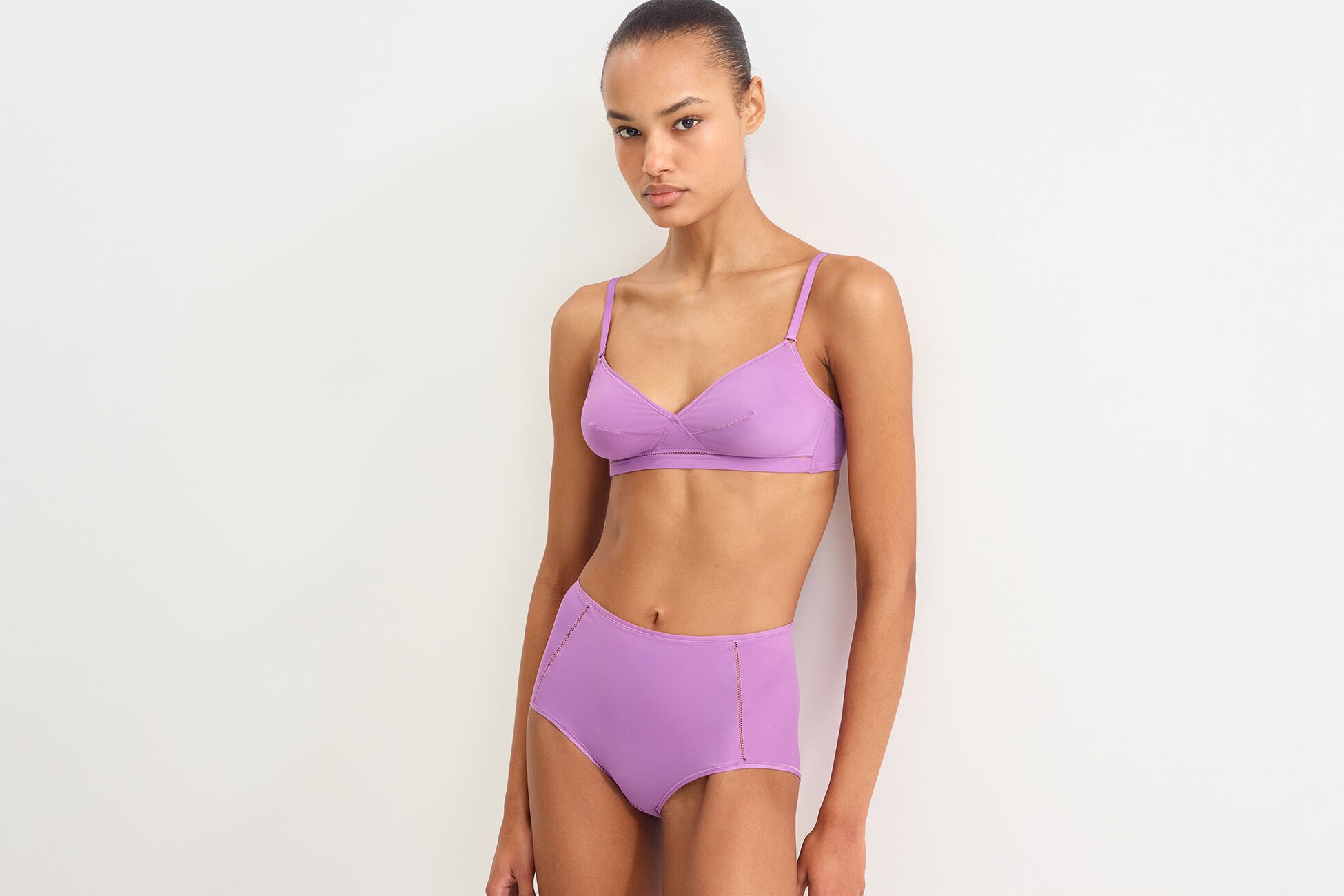 Lydia soyeuse Triangle bra standard view NaN