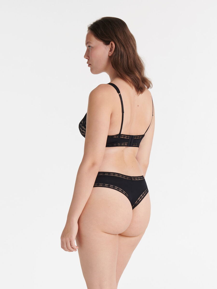 Extrait Tanga standard view �