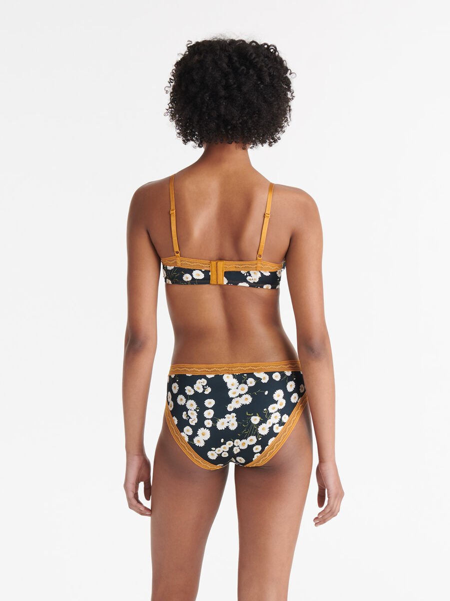 Jalousie Full-cup bra standard view NaN