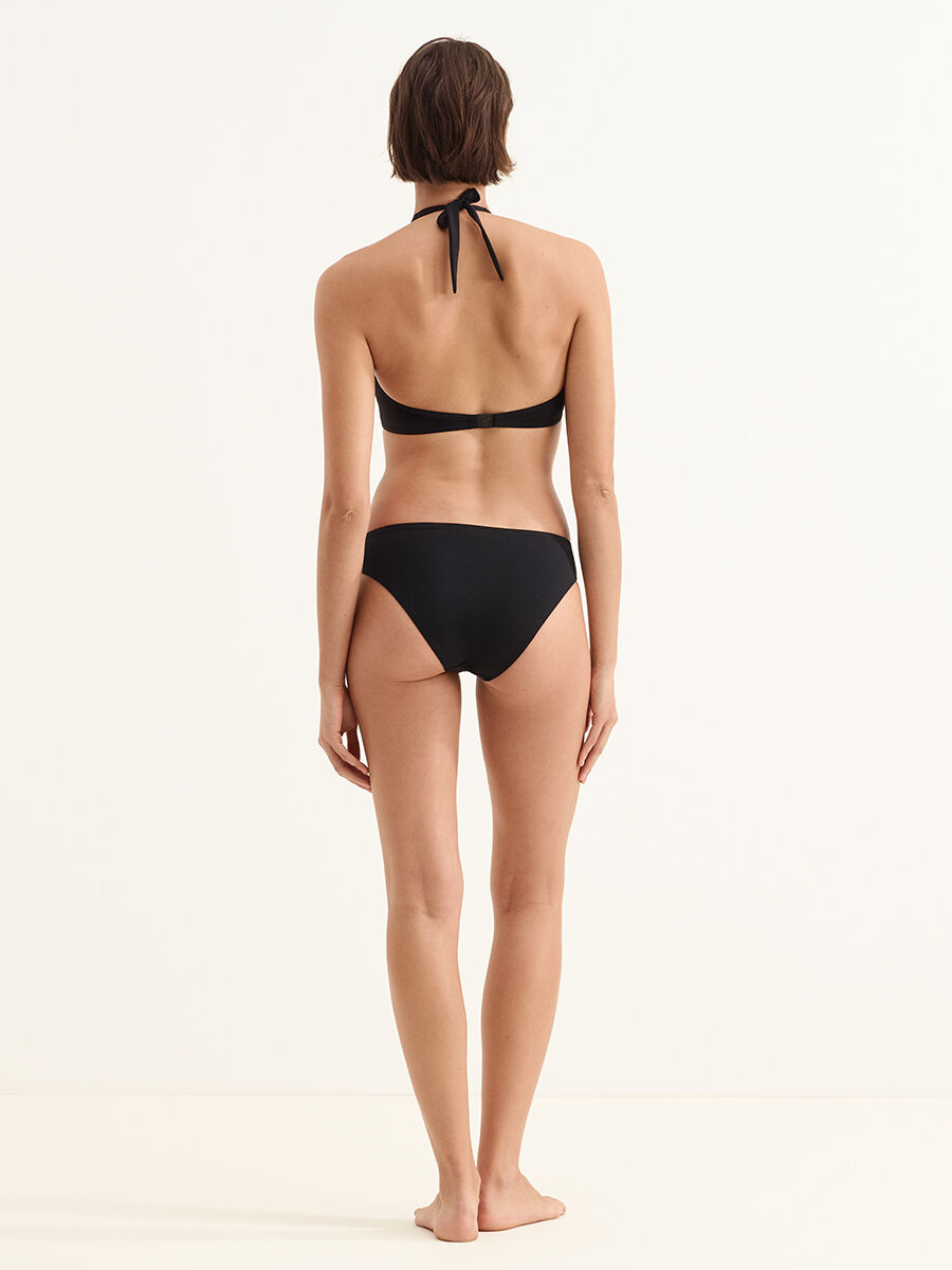 Float Full-cup triangle standard view �