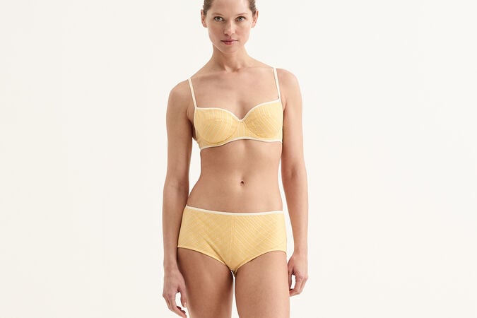 Coconut Underwired bra standard view 3 out of 3