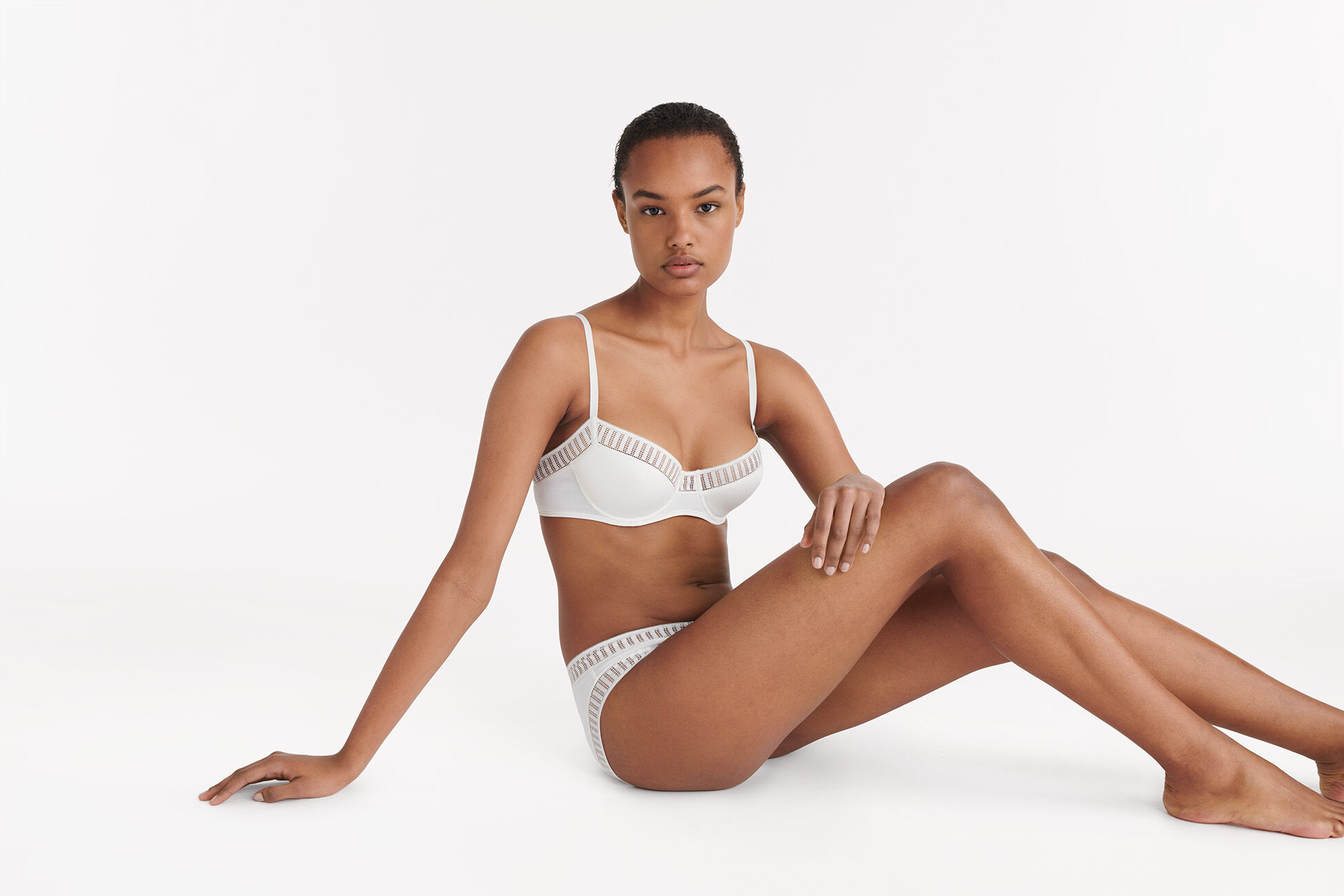 Justine graph Padded bra standard view NaN
