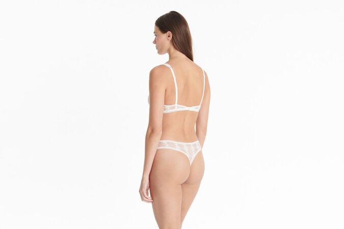 Gourmande Triangle bra standard view 3