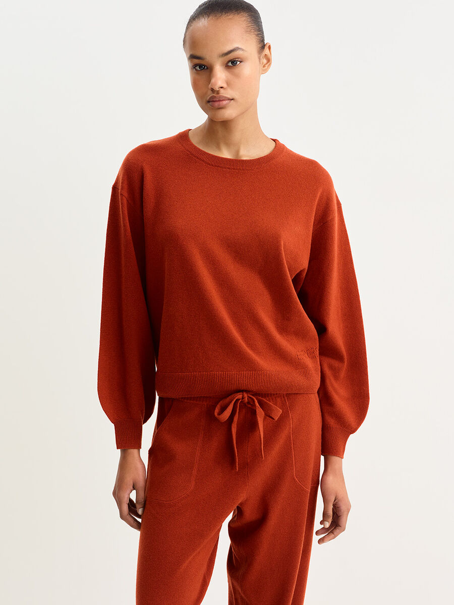 Famous Pullover Standardansicht NaN