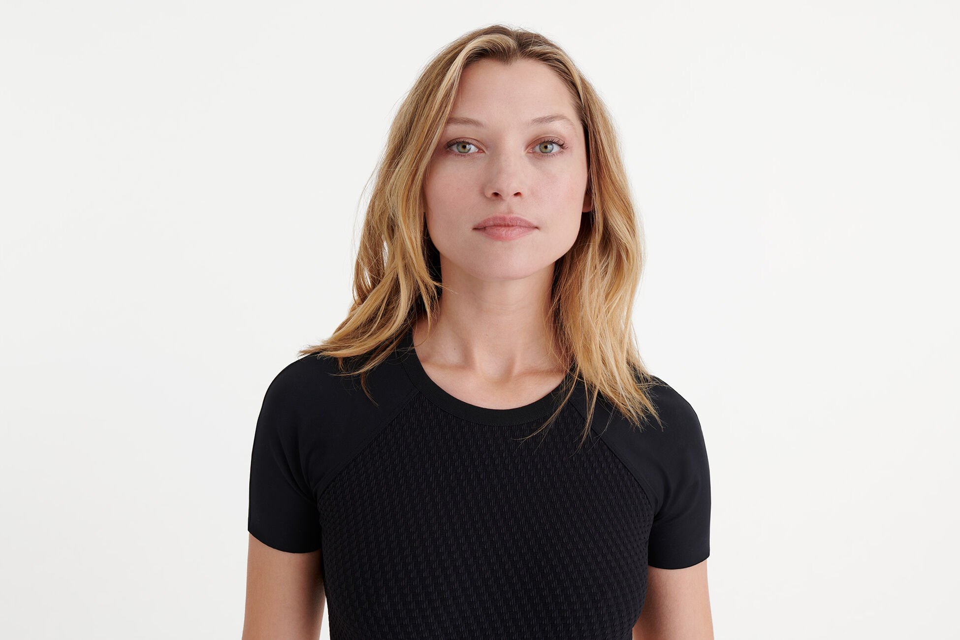 Cover Surf suit standard view �