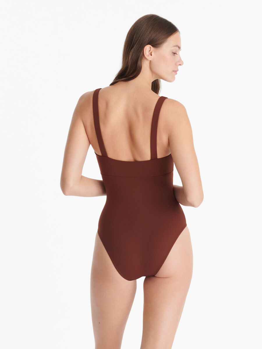 Arnaque Une-pi&egrave;ce nageur vue standard 2 sur 5