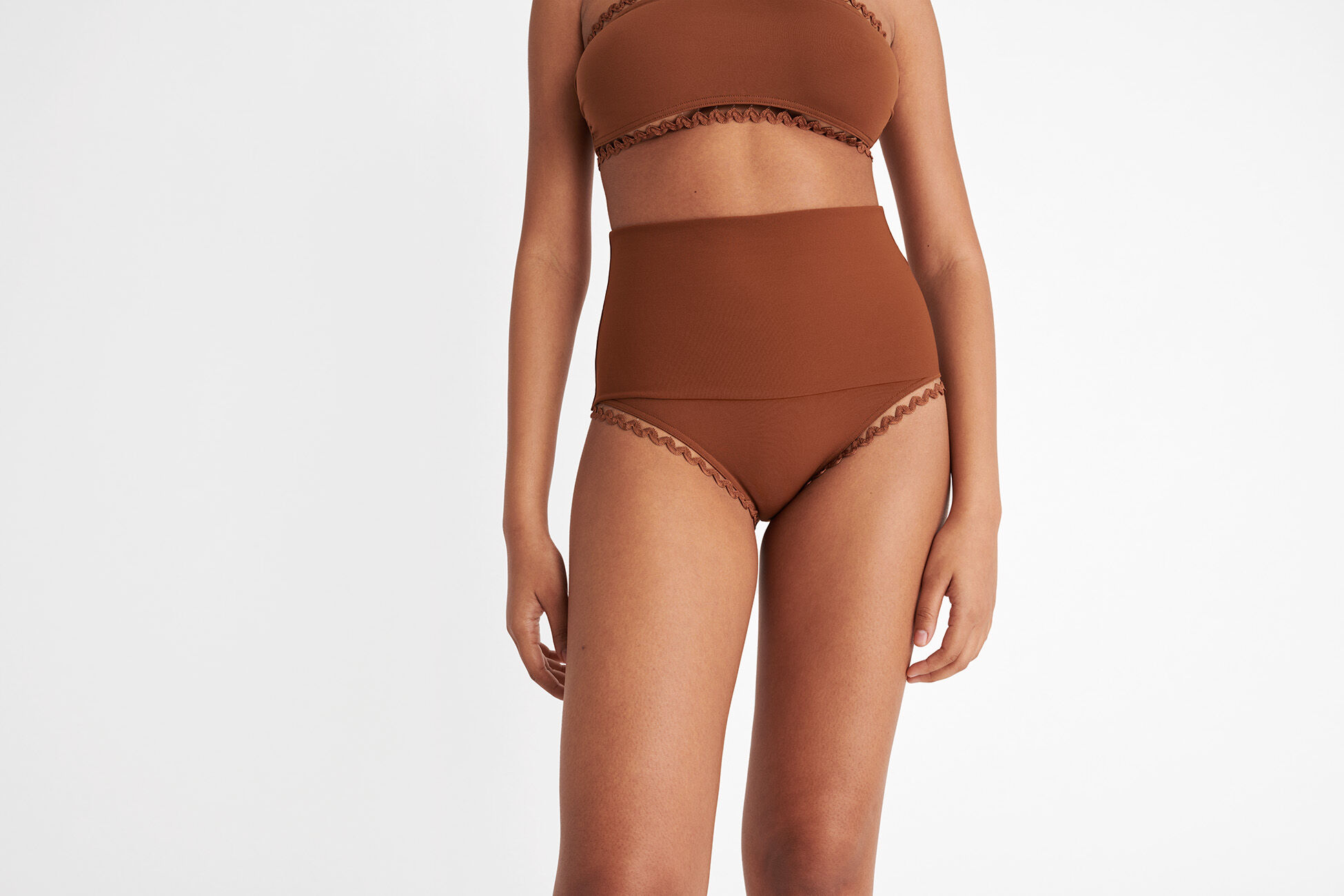 Hit Hoch geschnittene Bikinihose Standardansicht NaN