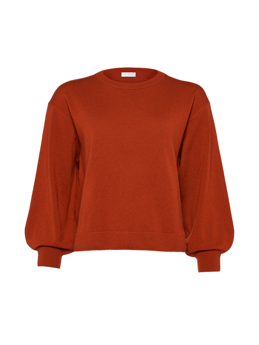 Famous Sweater standard view NaN