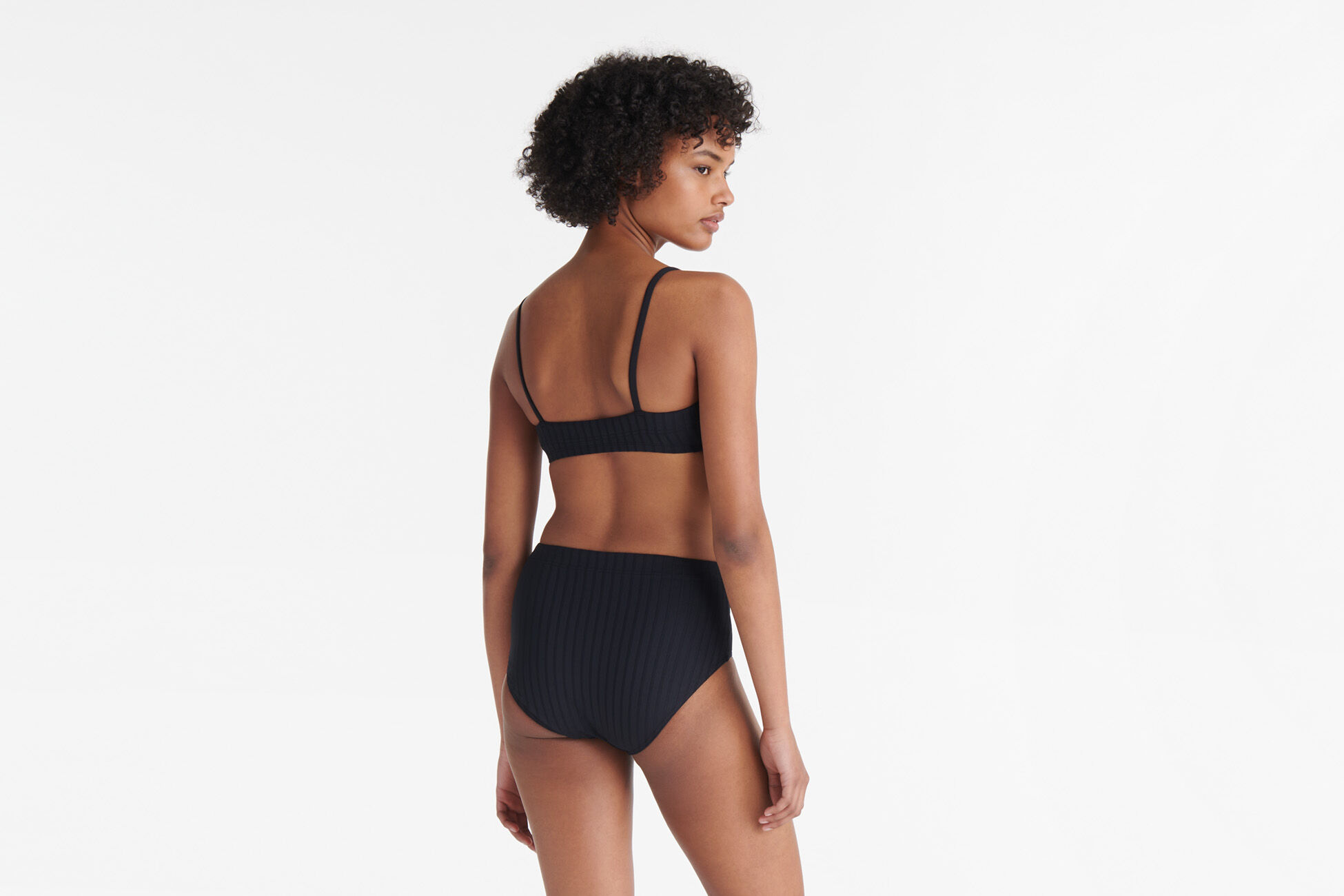 Costa High-waisted brief standard view �