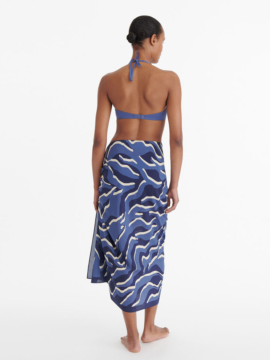 Ile Sarong standard view �