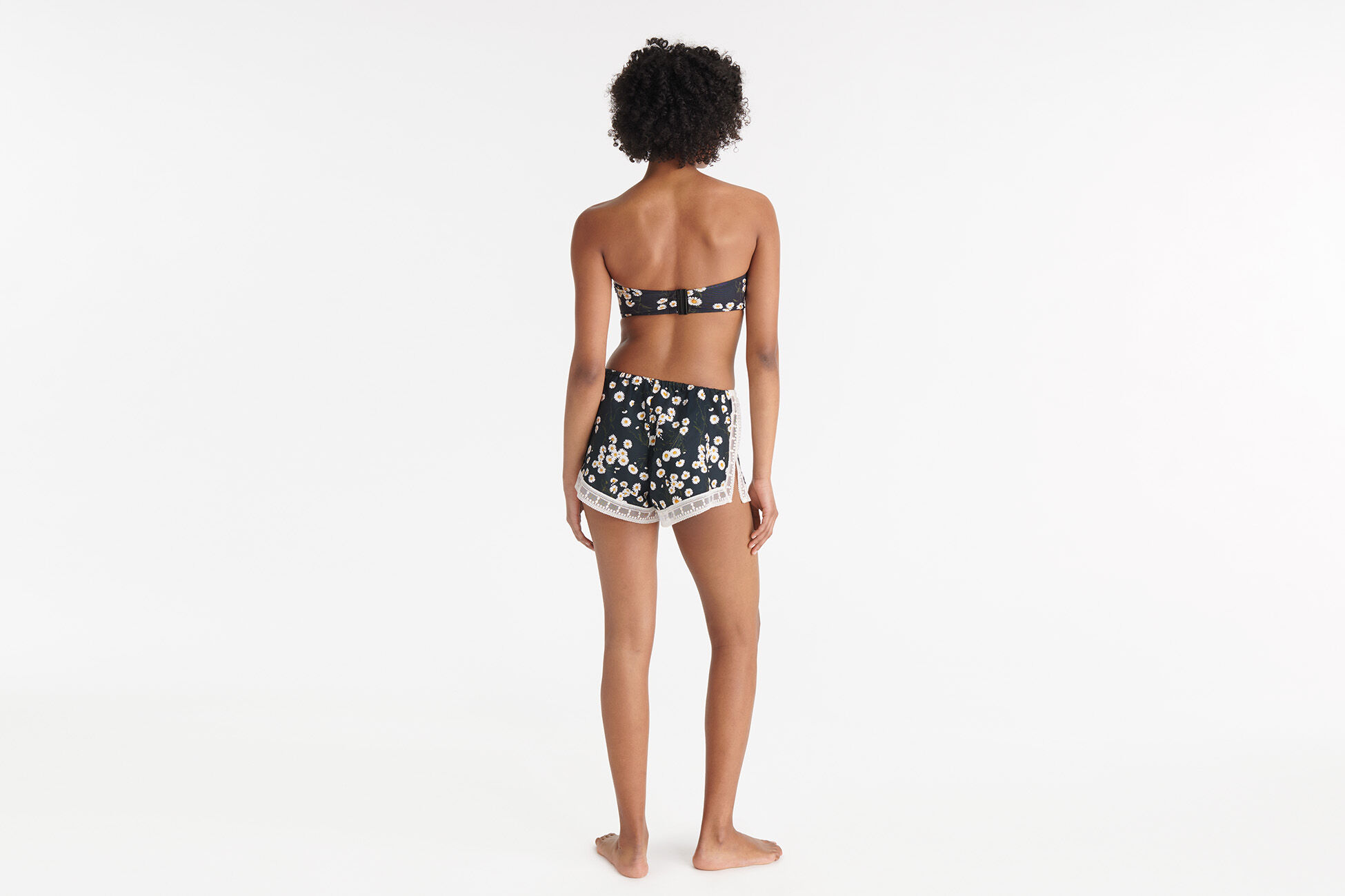Moi Shorts Vista estándar NaN