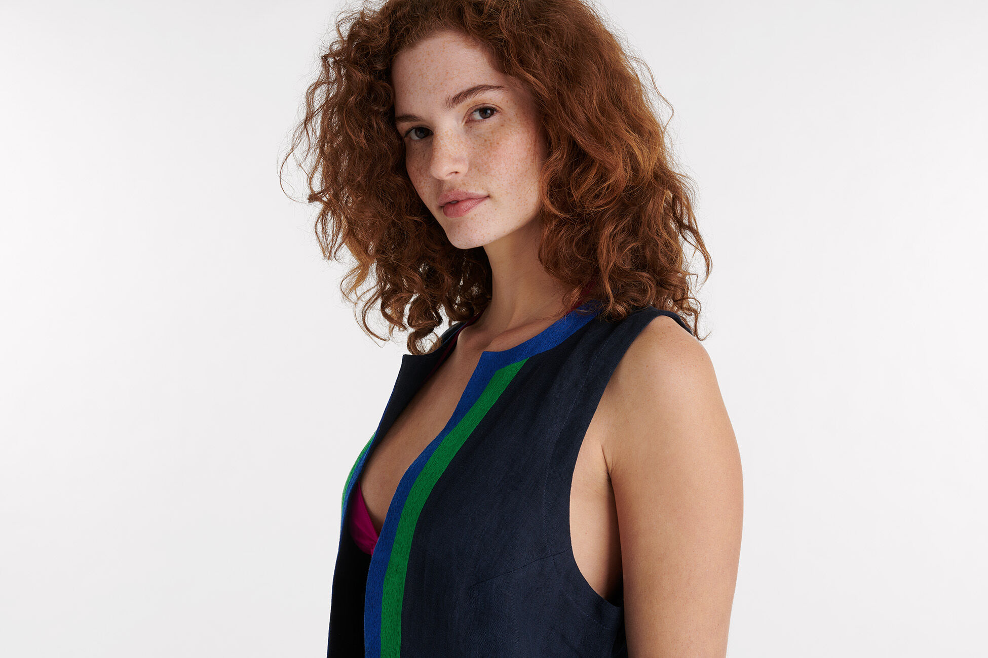 Paysage Sleeveless cardigan standard view NaN