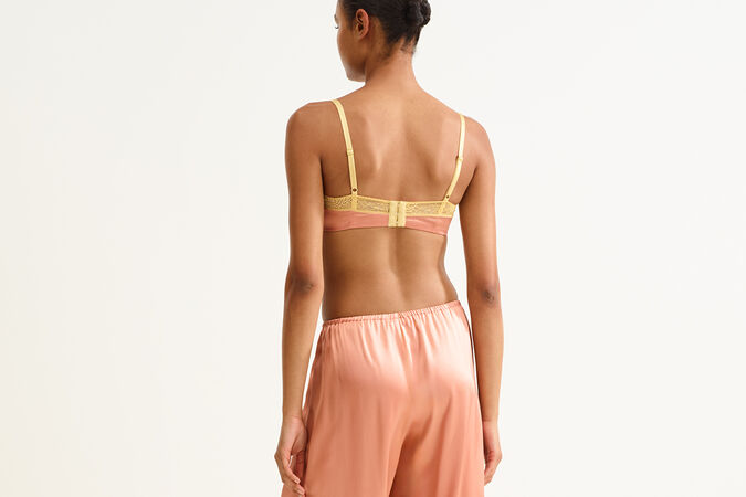 Affectueux Triangle bra standard view 2