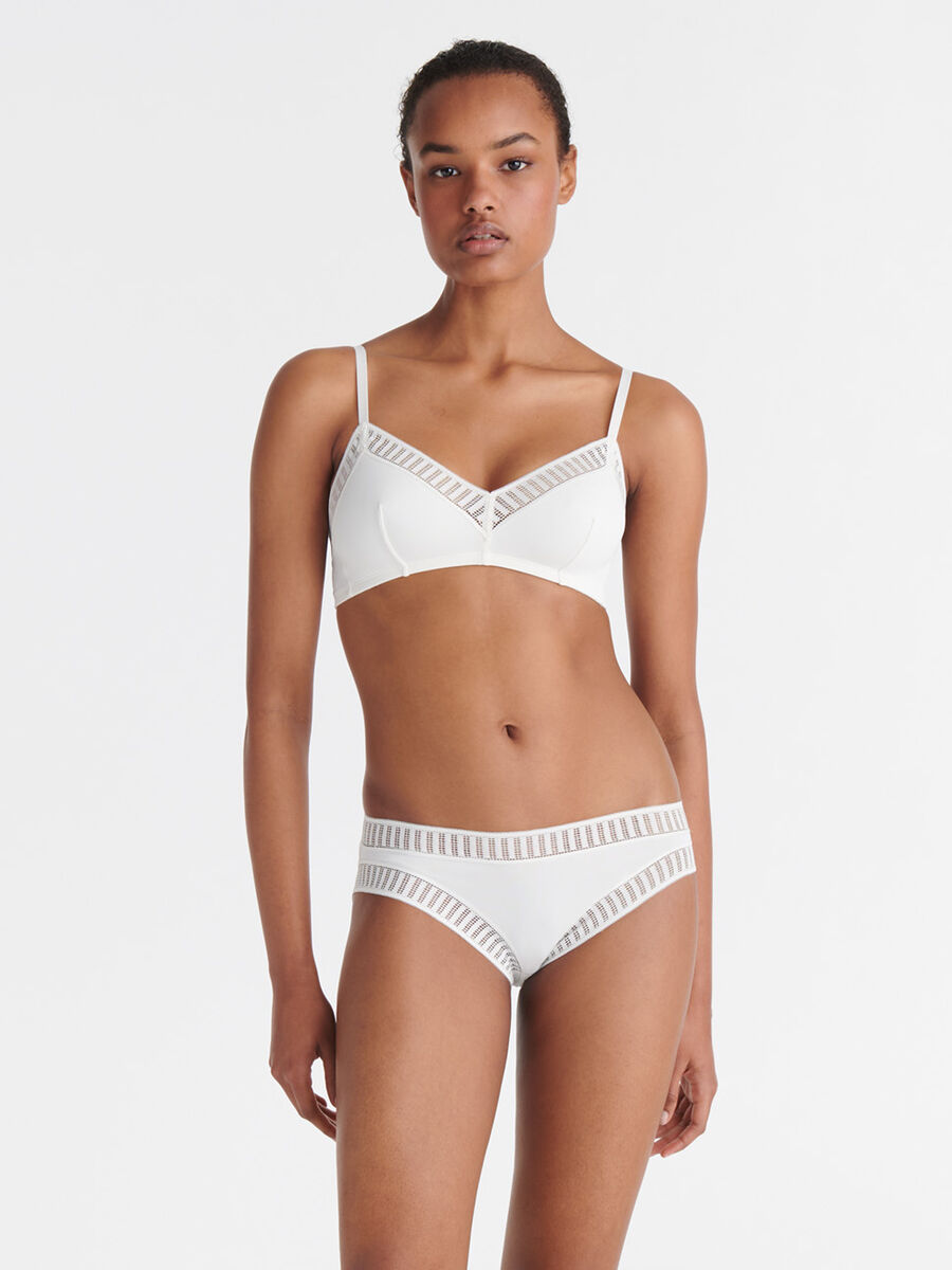 Madeleine graphique Triangle bra standard view �