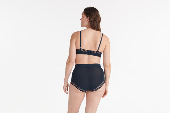 Madeleine graphique Triangle bra standard view 3