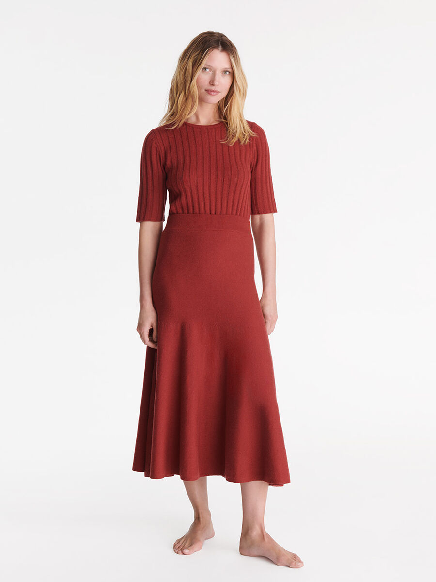 Raffinée Falda larga Vista estándar NaN