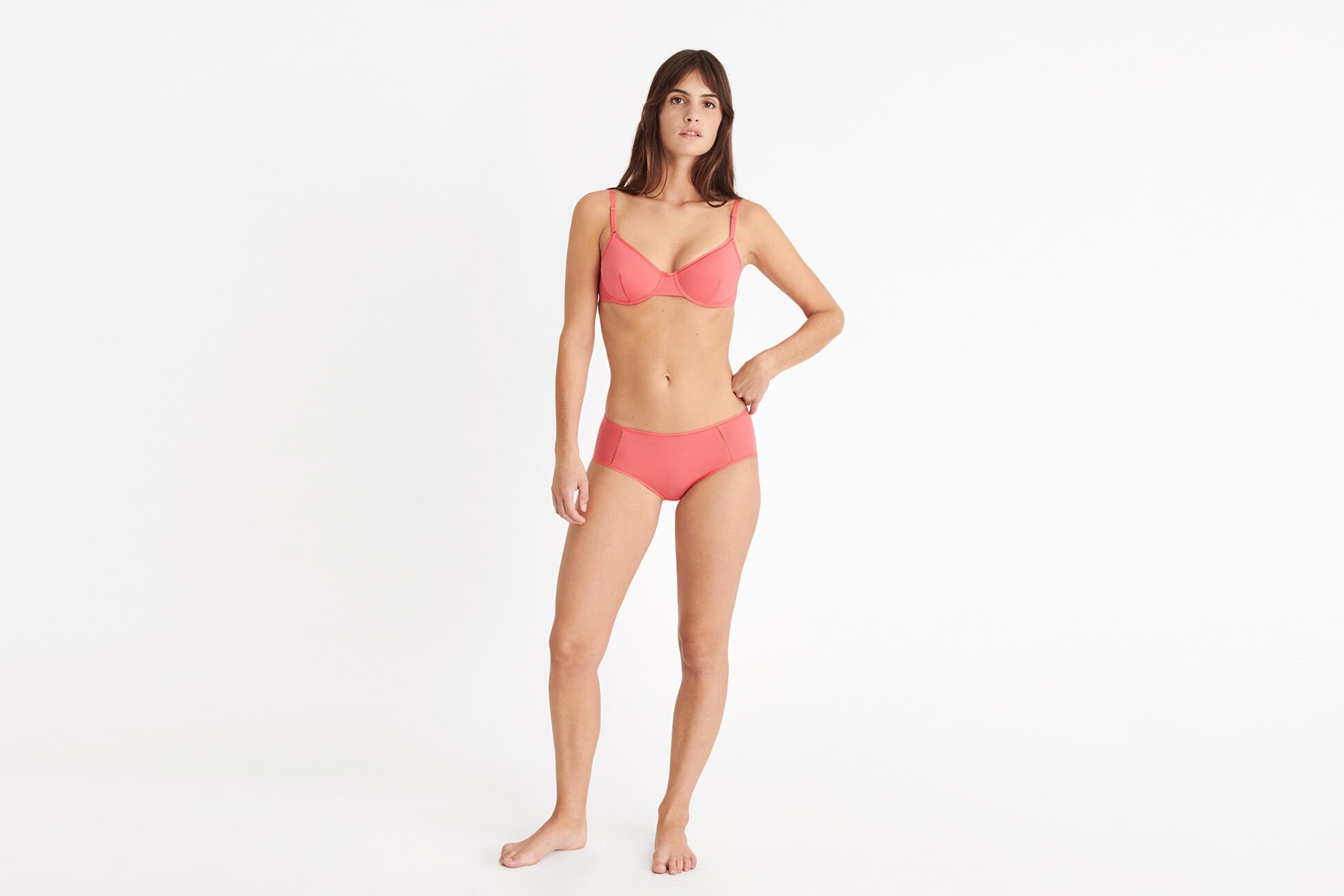 Monica soyeuse Shorty standard vista NaN
