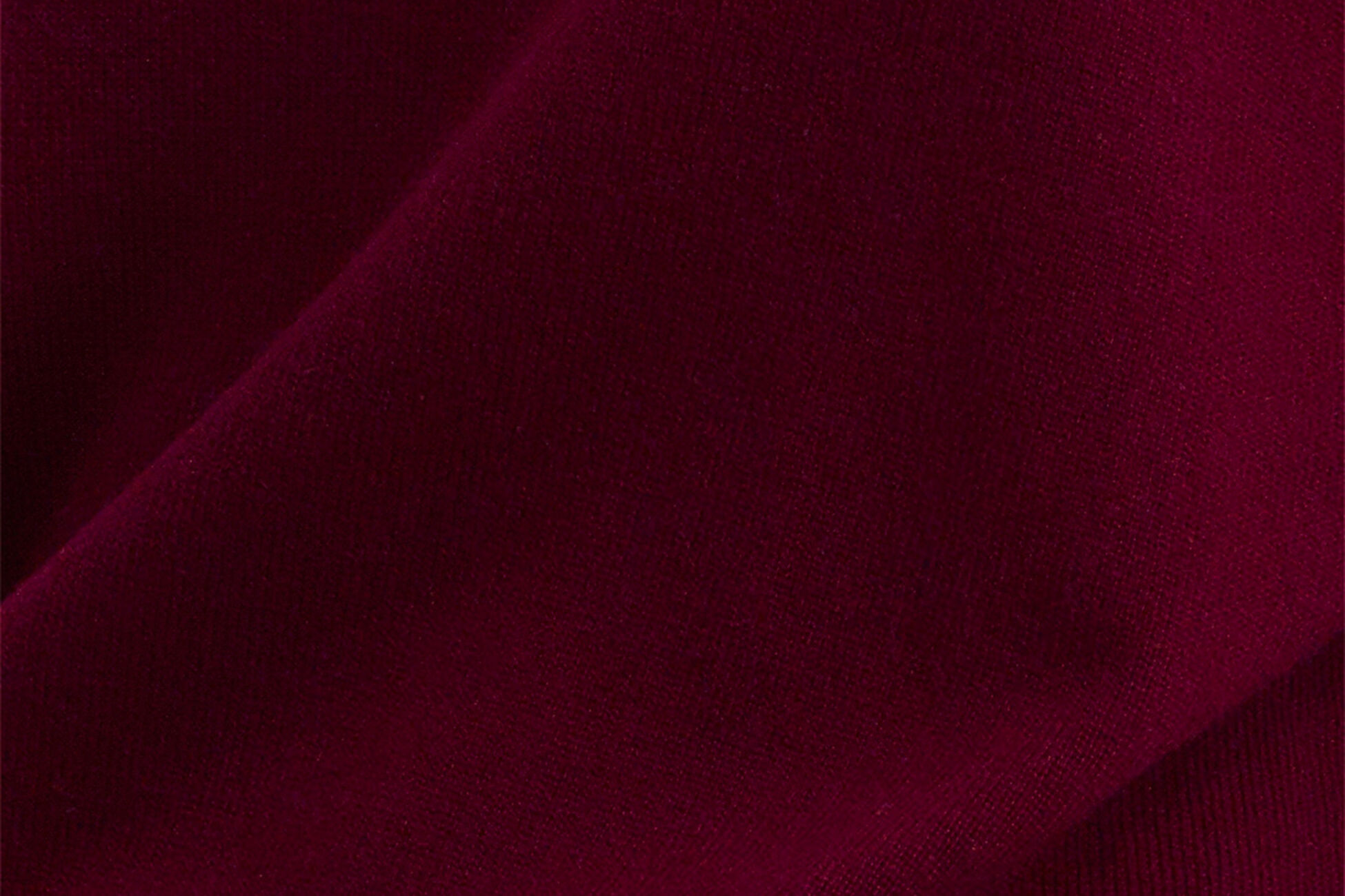 Famous Sweater standard view NaN