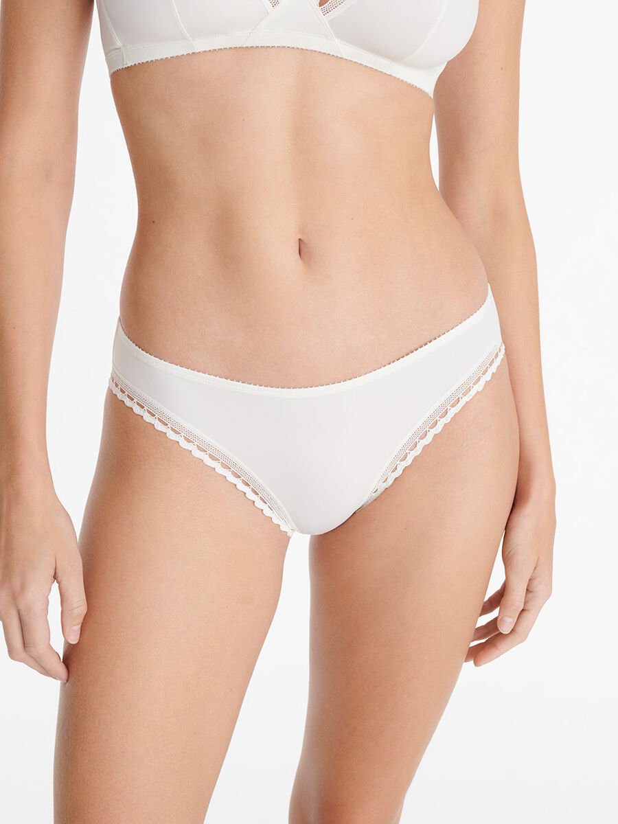 Flash Culotte fine vue standard NaN