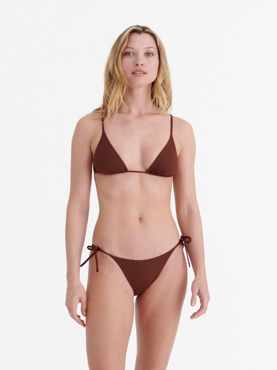 Mouna Small triangle bikini top standard view �