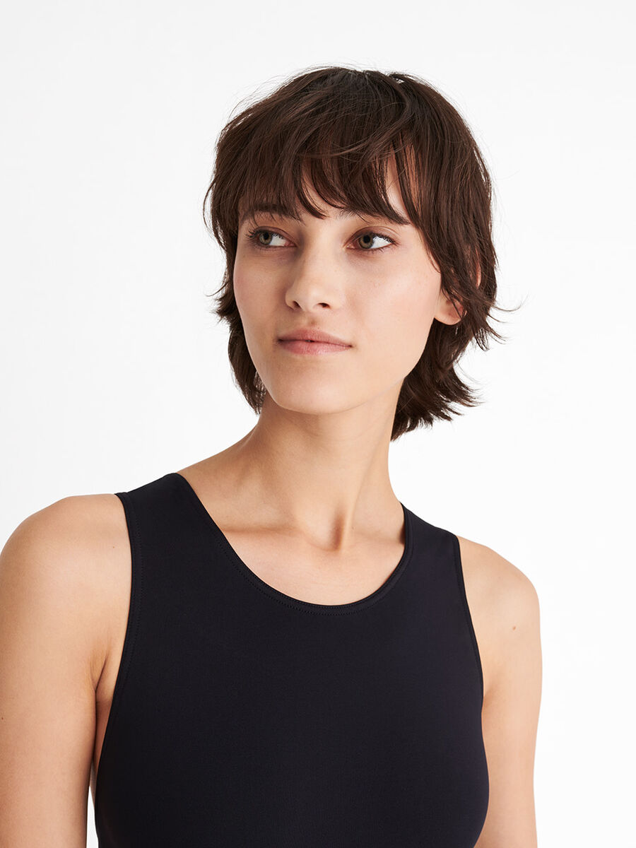 Dance Sophisticated one-piece standard view �