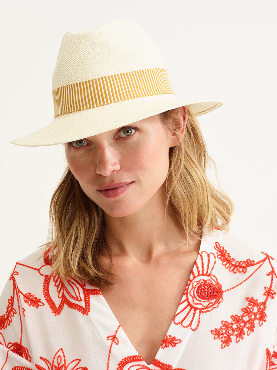 Leone panama Cappello standard vista NaN