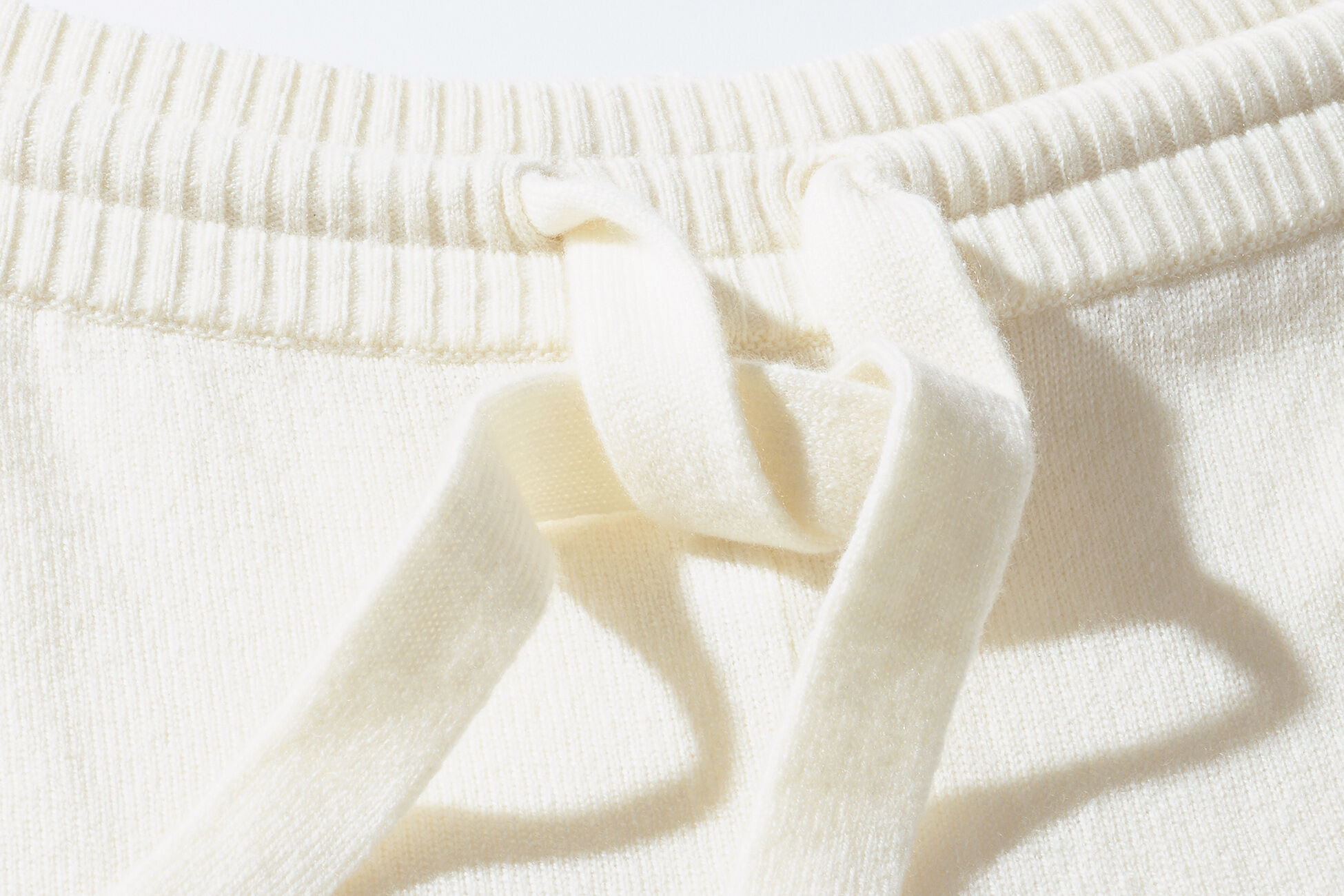 Candle Pantalone standard vista NaN