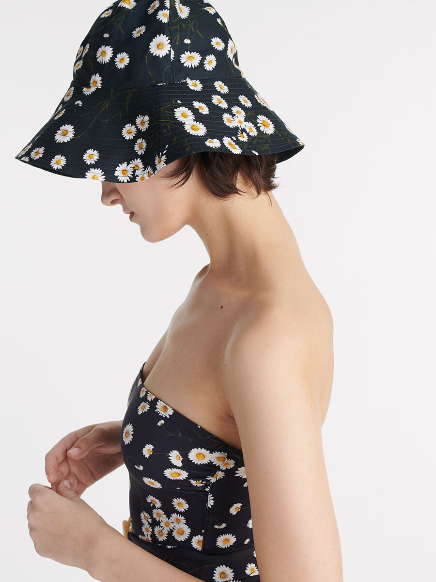 Tendre Bucket hat standard view NaN