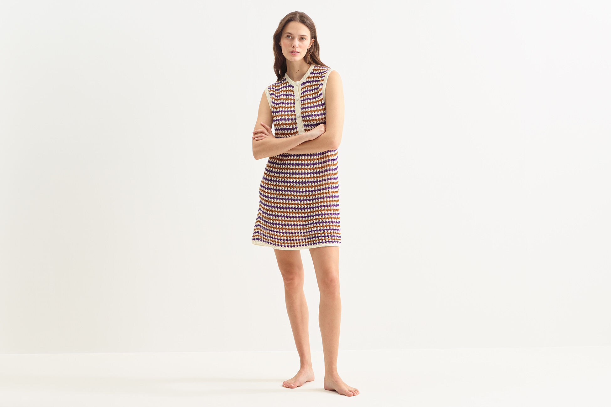 Inedite Robe courte vue standard NaN