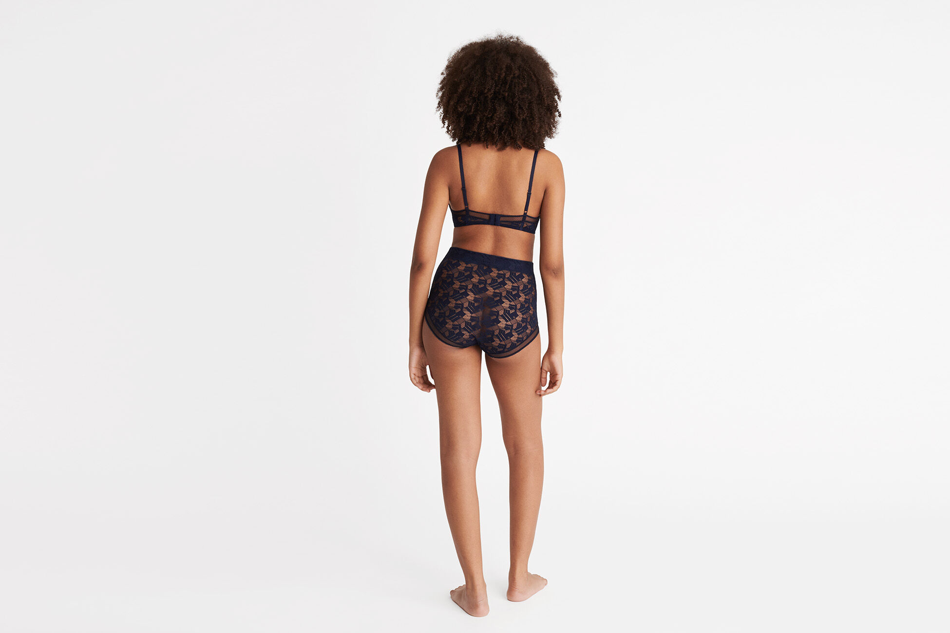 Calme High-waisted briefs standard view �