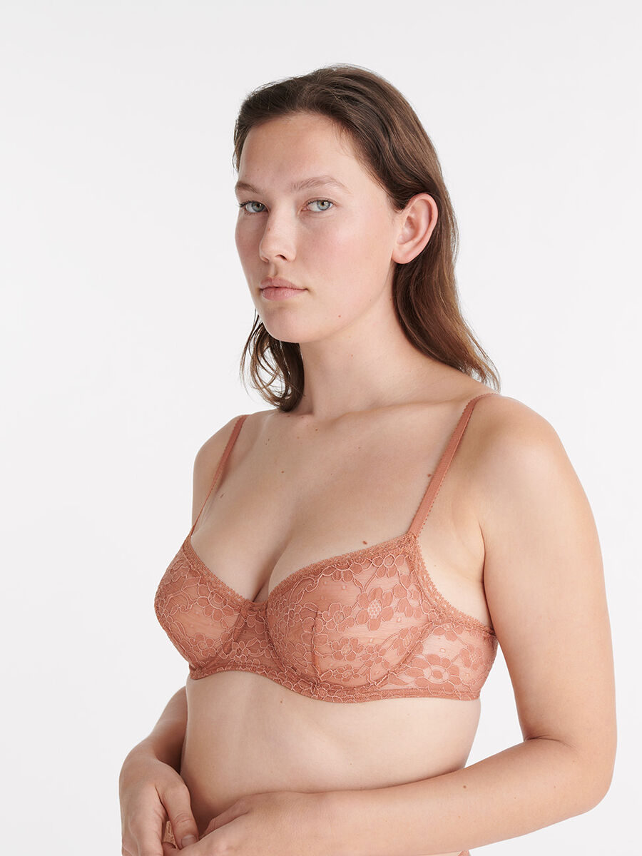 Farouche Embo&icirc;tant vue standard NaN