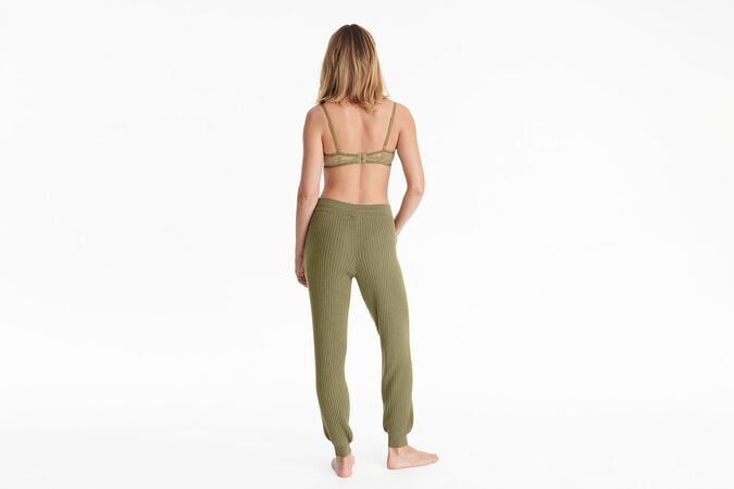 Moelleux Trousers standard view 3