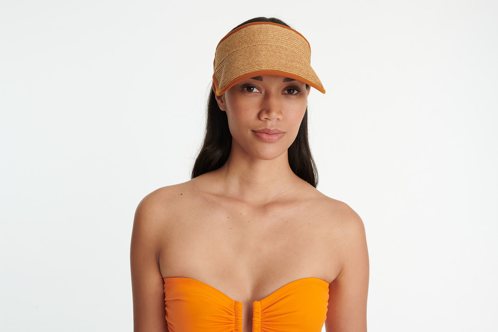 Carla Straw visor standard view �