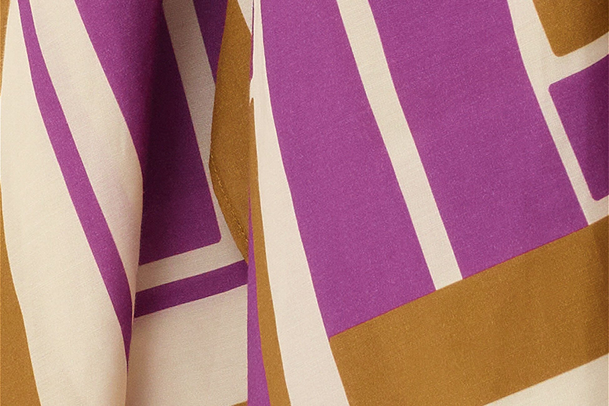 Vibration Sarong standard view �