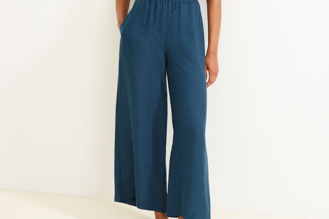 Select Large trousers standard view 3