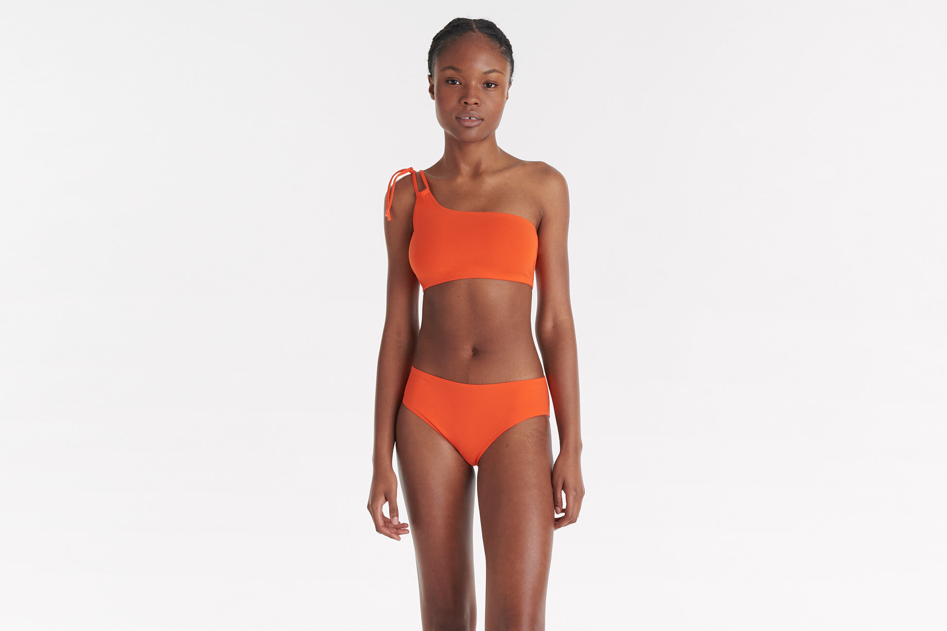 Bass One-shoulder crop top standard view �