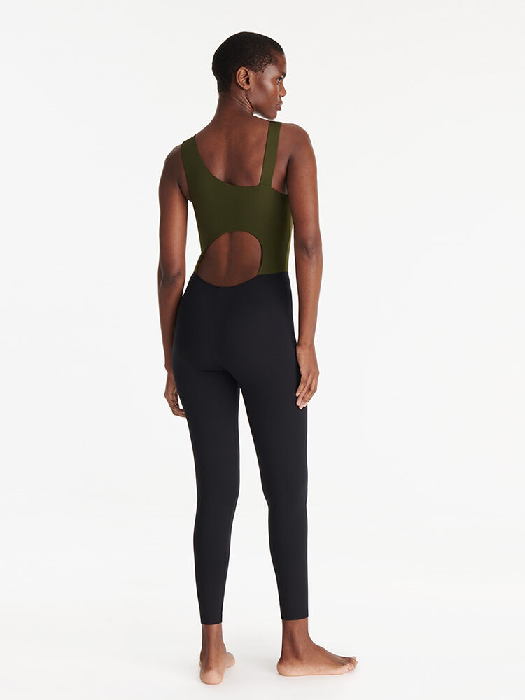 Estelle-BLACK/SILK