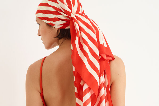 Symbiose Sarong standard view 2