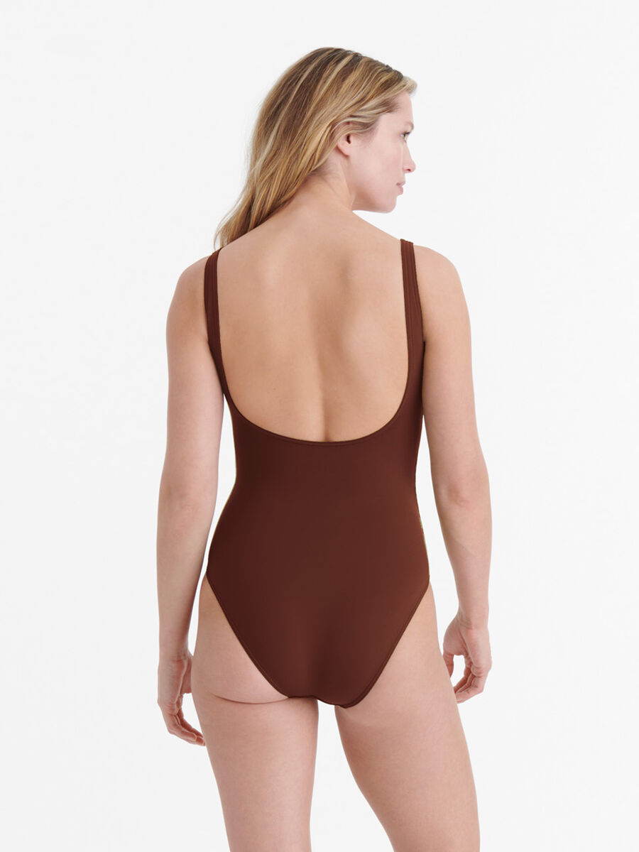 Asia Tank one-piece standard view NaN