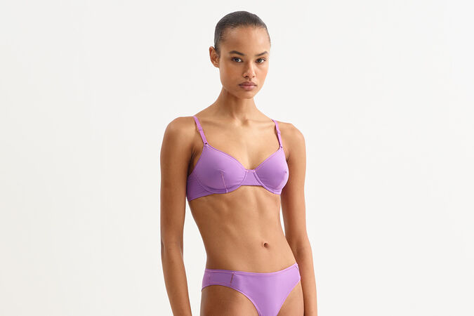 Ilona soyeuse Emboîtant vue standard 1