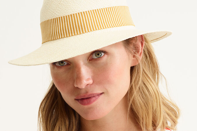 Leone panama Hat standard view 1