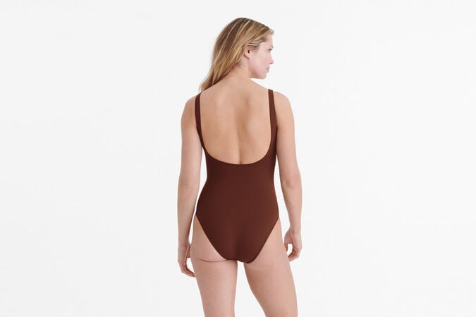 Asia Tank one-piece standard view 2