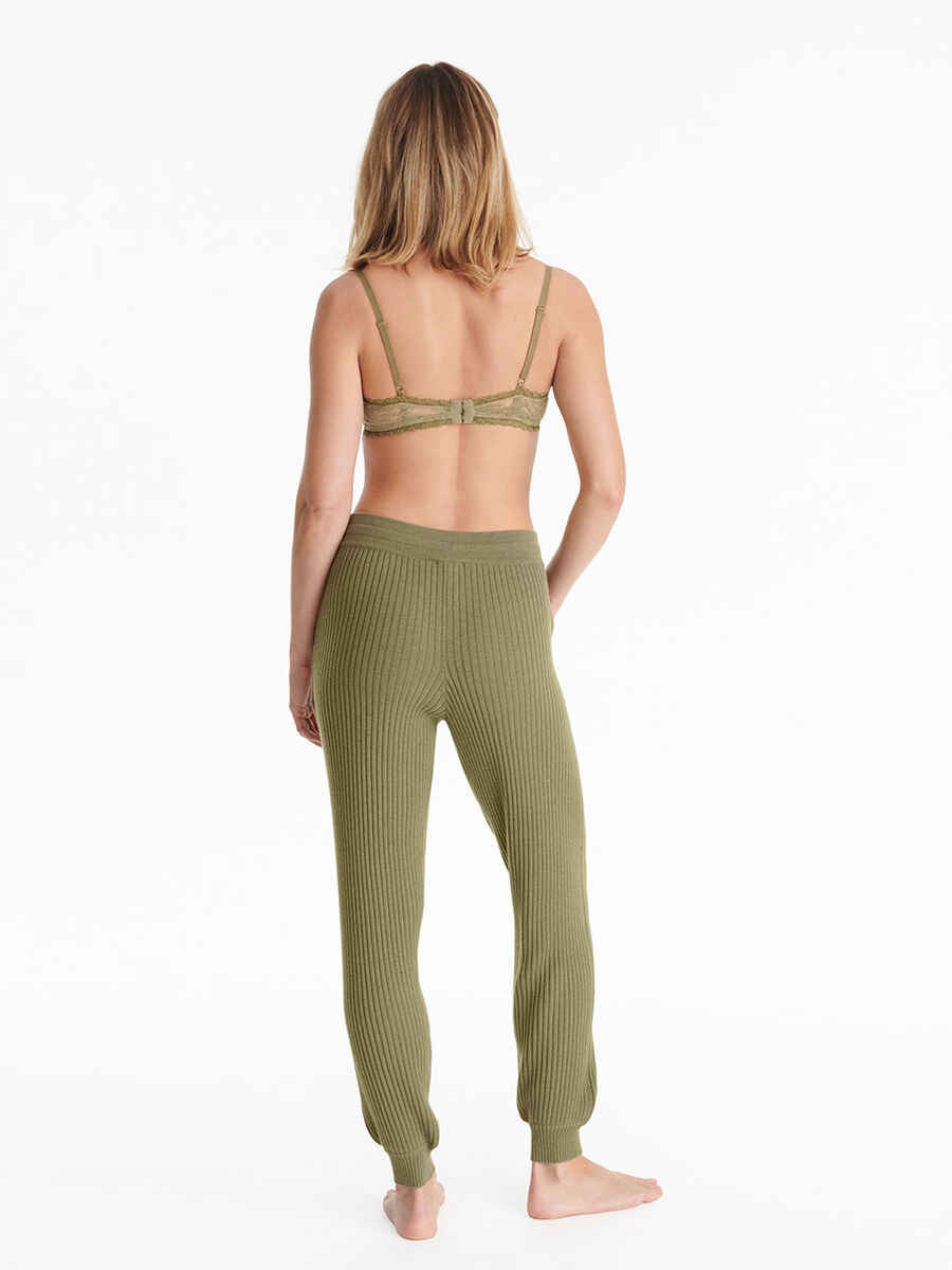 Moelleux Trousers standard view NaN