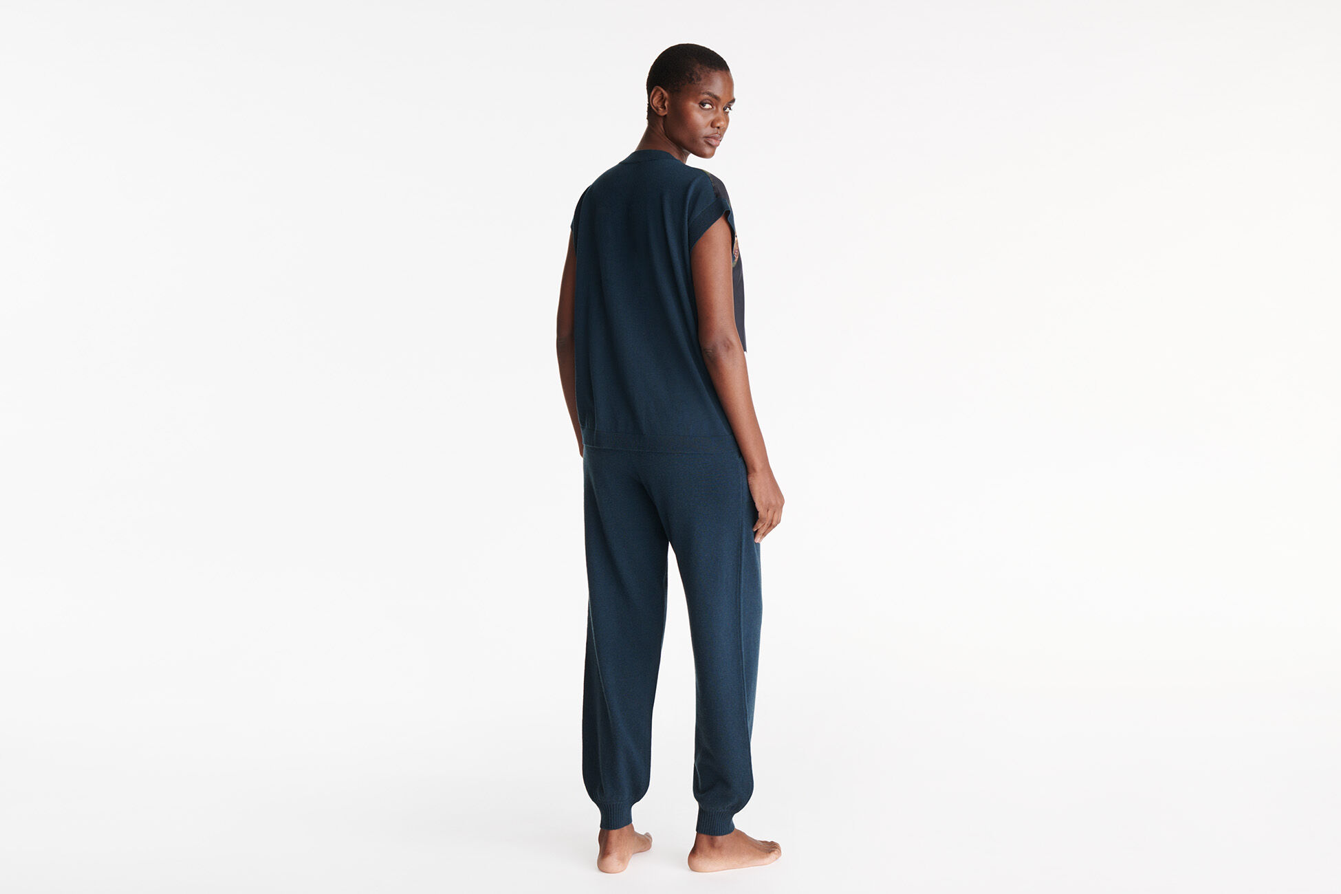 Mystique Pullover Standardansicht NaN