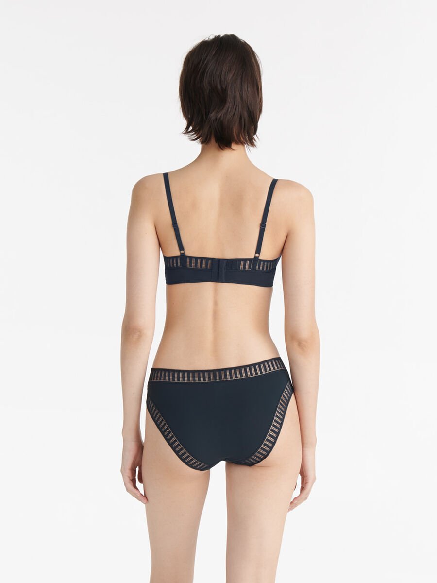 Jacky graphique Bragas Vista est&aacute;ndar NaN