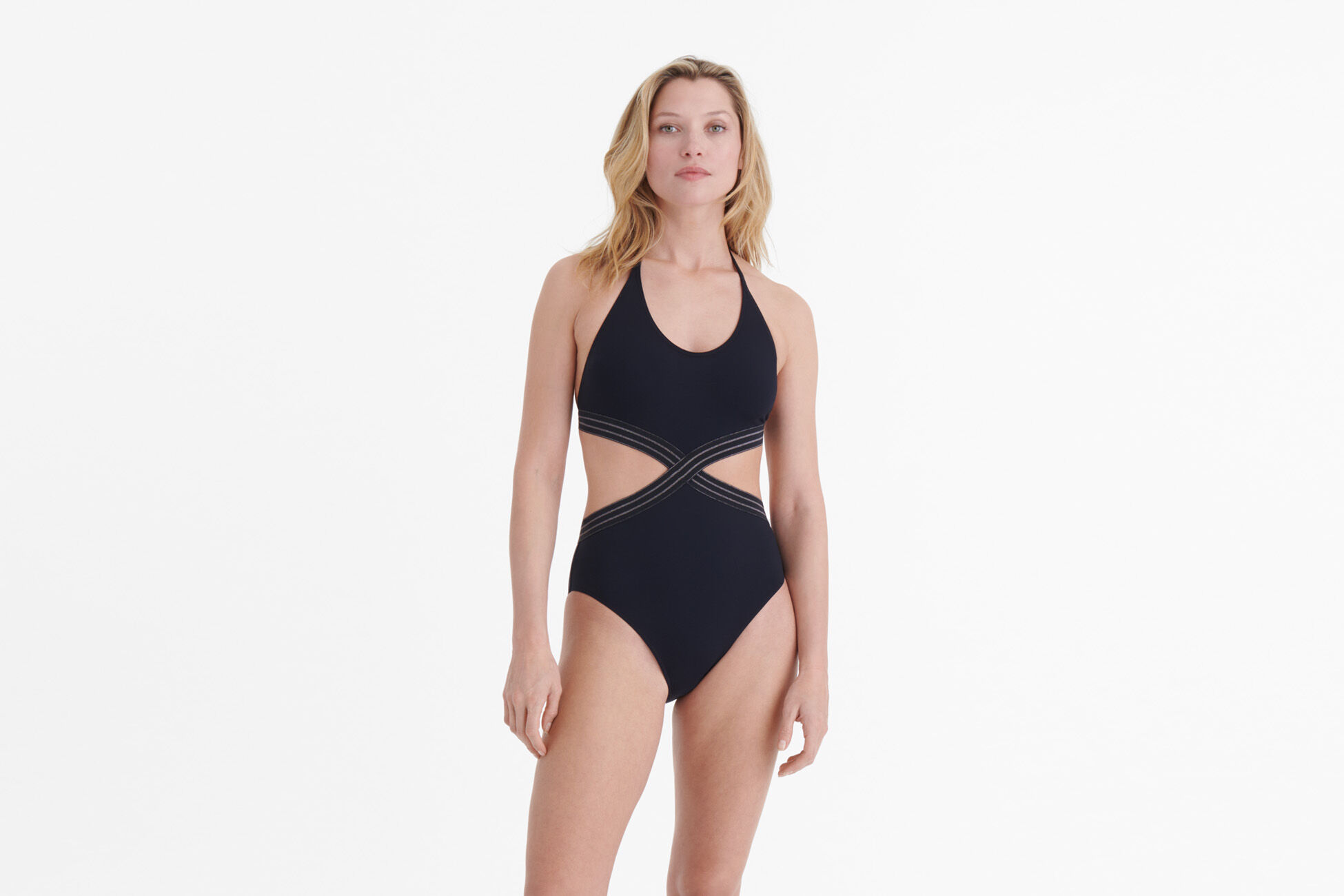 Evasion Trikini vue standard NaN