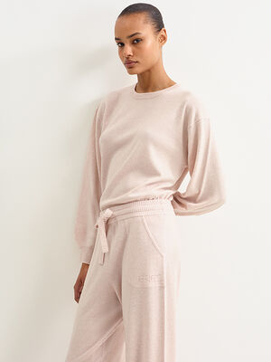 Famous Sweater standard view 1