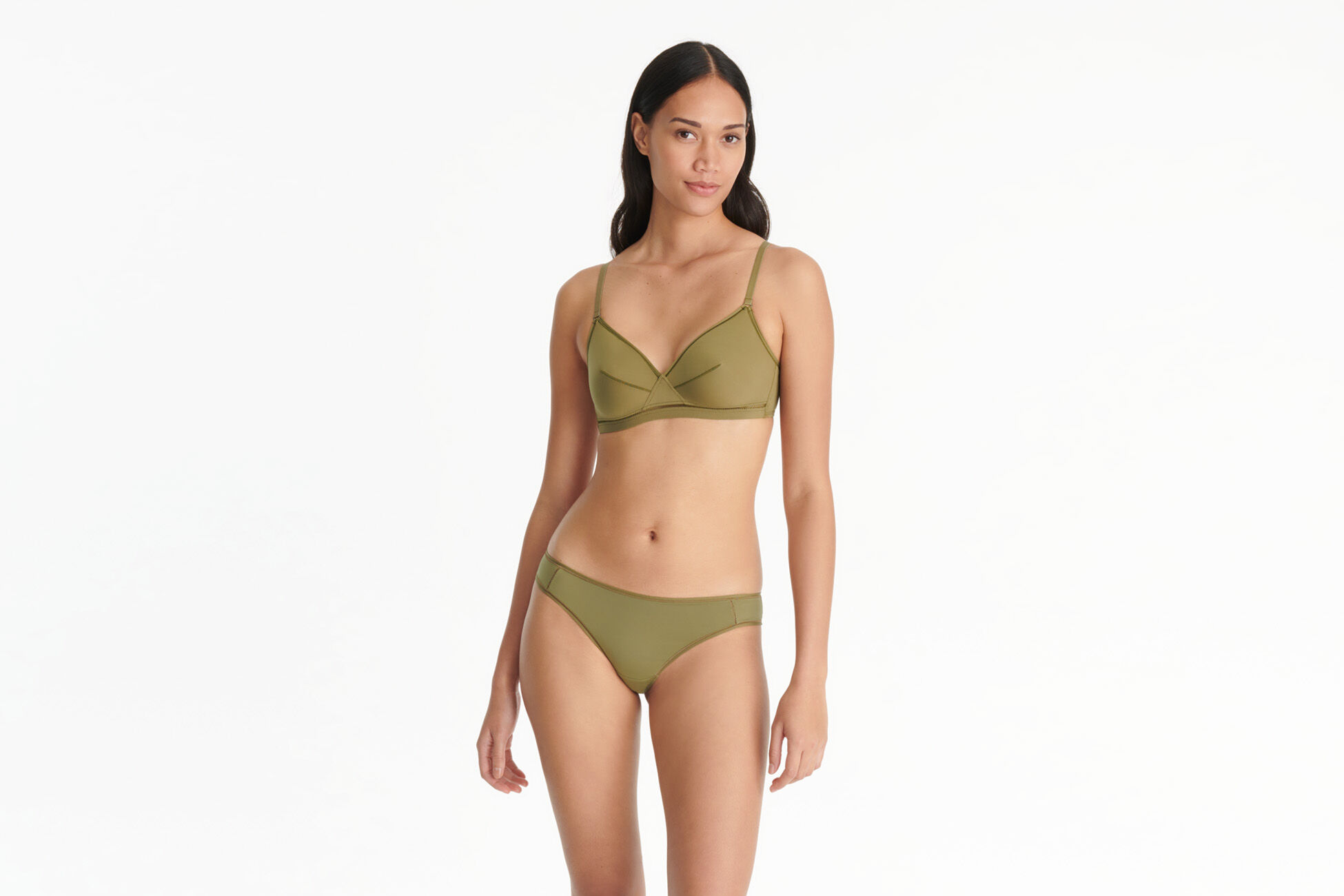 Mika soyeuse Tanga standard view �