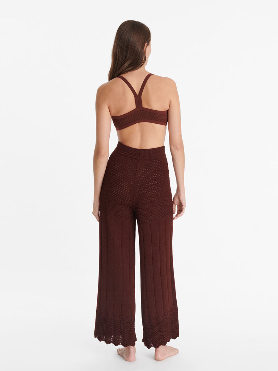 R&eacute;cit Pantal&oacute;n Vista est&aacute;ndar 2 de 4